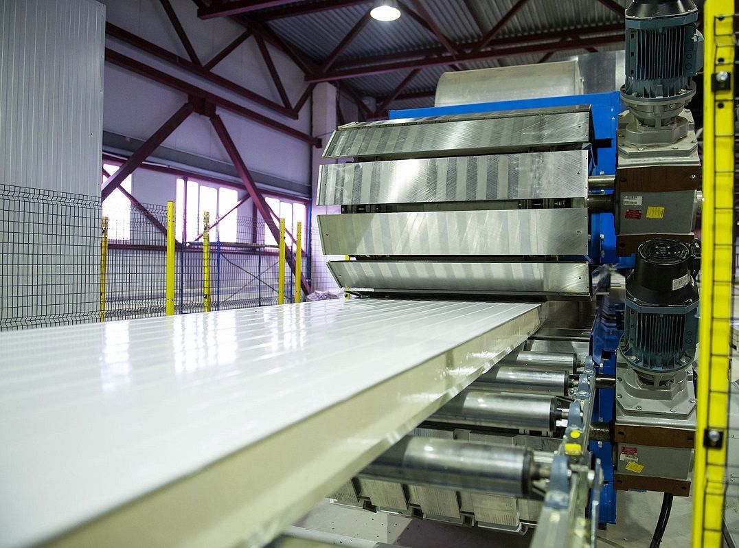 10 Days Lead Time: PH Insulation Guarantees Minimum Production Times for Sandwich Panels and Refrigeration Doors